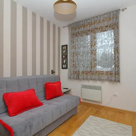 Nera Apartment